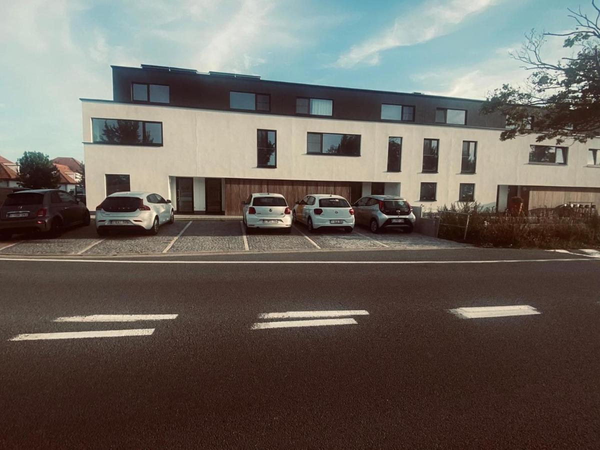 Holiday Home In De Panne Near Plopsaland Exterior photo